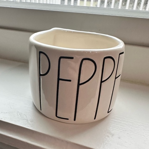 Rae Dunn pepper bowl dish pinch bowl replacement - Picture 1 of 4